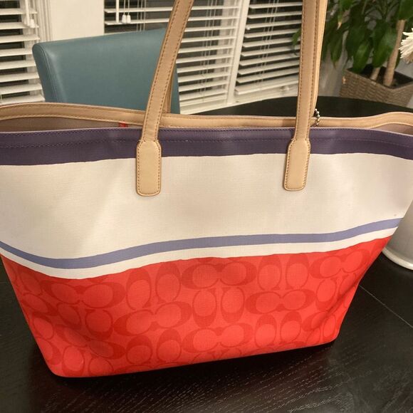 Coach Monogram Red White Striped Canvas Lightweight Top Handle Tote Weekend Bag - Picture 3 of 10